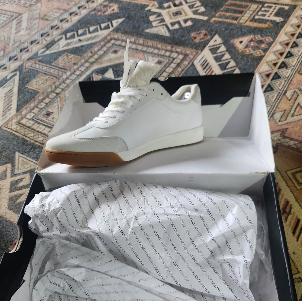 NEW Size 11 Aldo Ignaci Athletic shoe